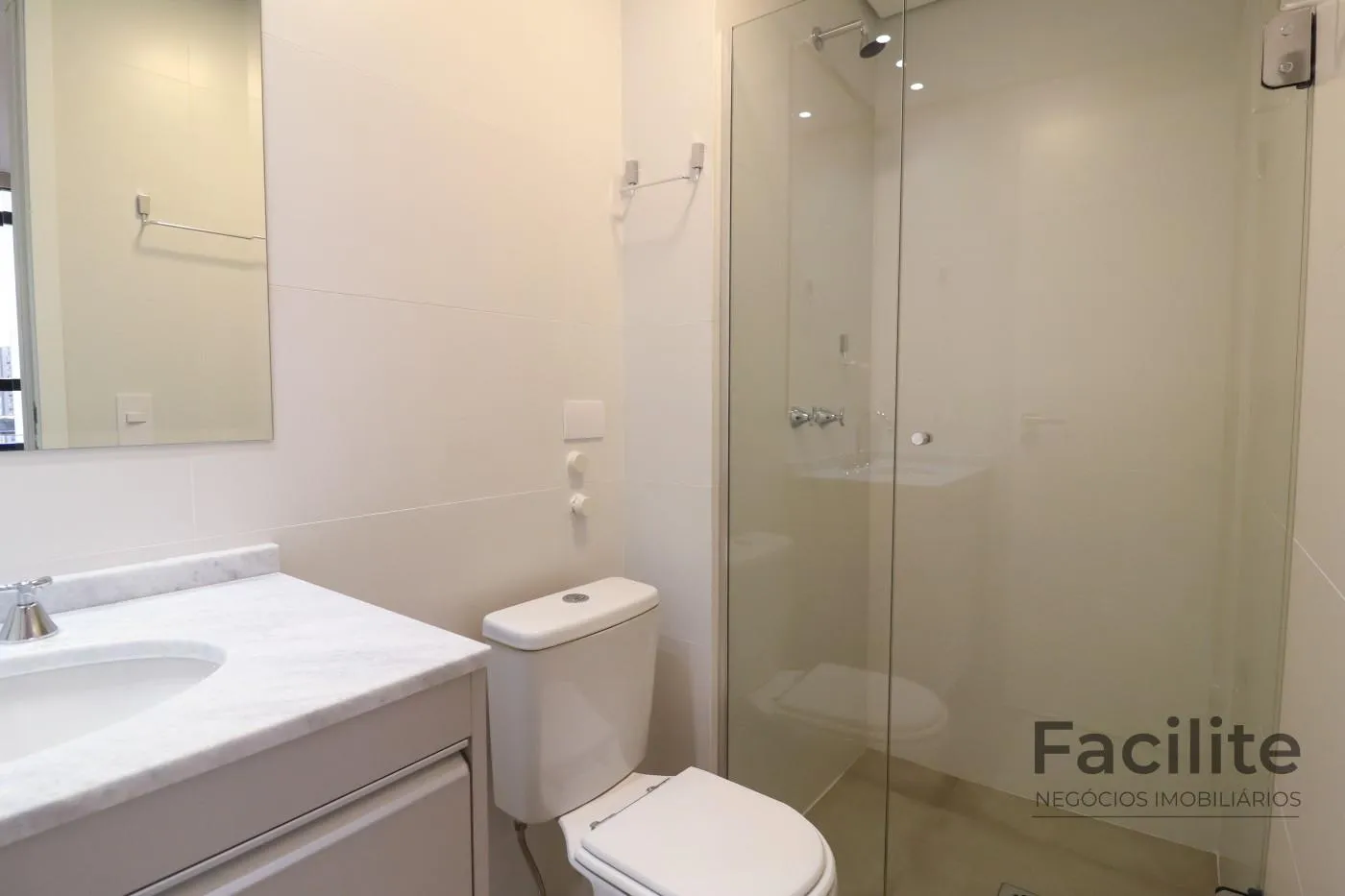 Furnished apartment, 46 m², with a home office — photo 32