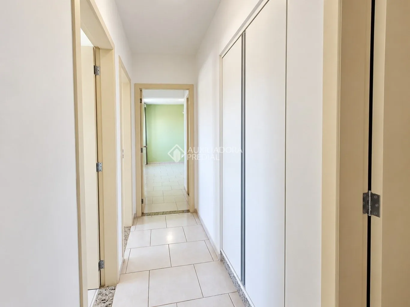 Apartment with 3 bedrooms, 1 en-suite and 122 m² — photo 9