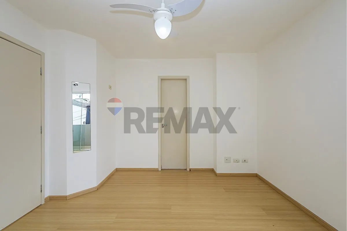 3-bedroom house with a grill on the balcony in Curitiba — photo 35