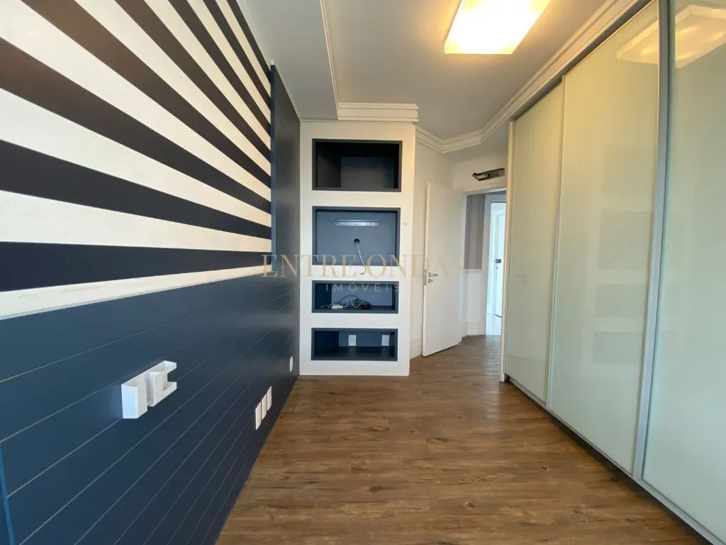 Вид на воду та 4 спальні: квартира 304 м² — photo 37