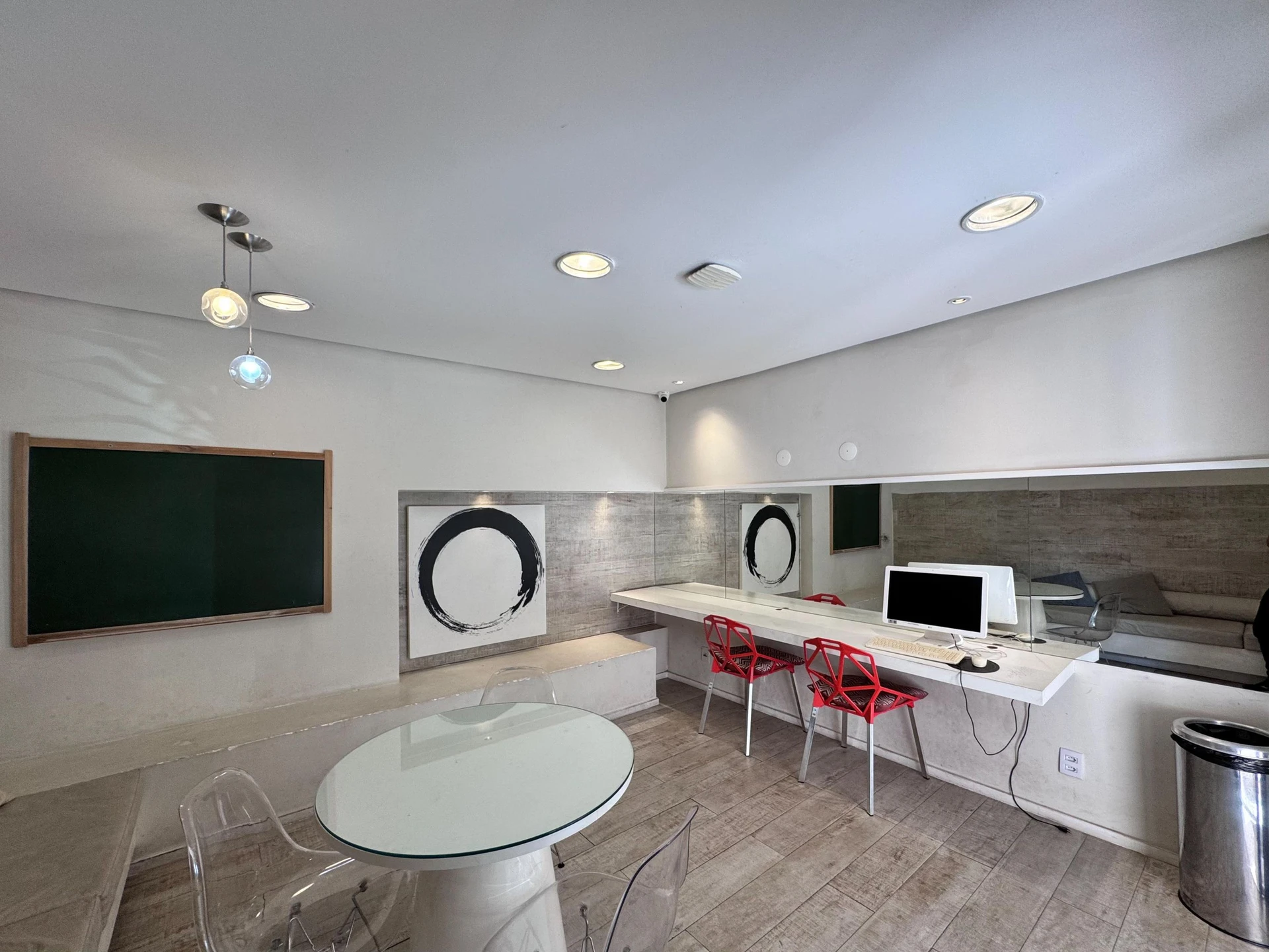 2 quartos e varanda envidraçada: apartamento de 65 m² — photo 34