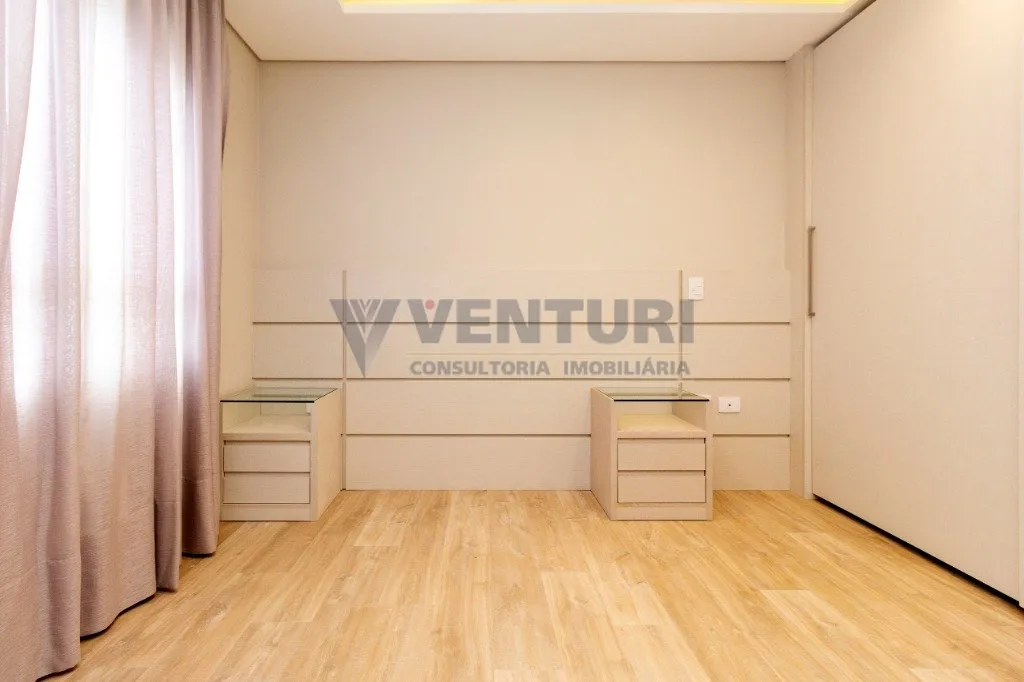 Apartment with 4 bedrooms, 3 parking spots and open kitchen — photo 31