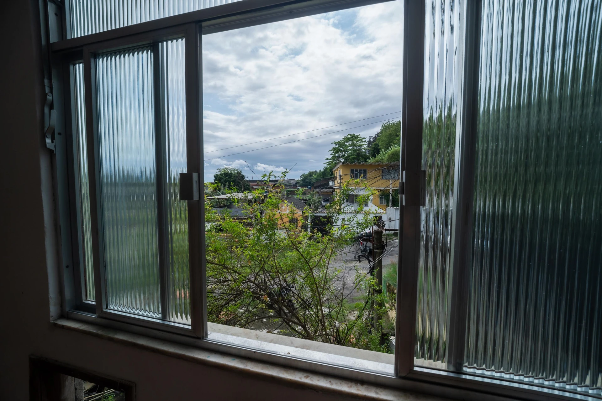 Unfurnished house with 2 bedrooms, yard and balcony — photo 10