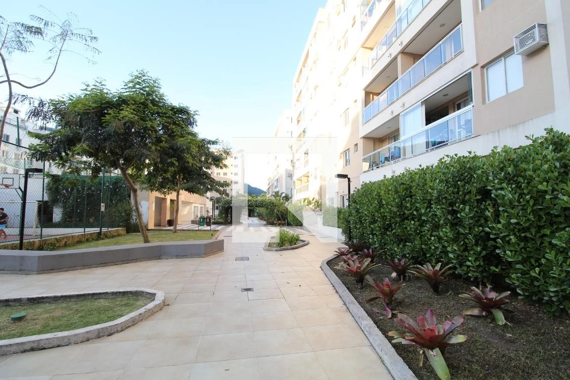 Собственный бассейн и 2 спальни: квартира 64 м² — photo 58
