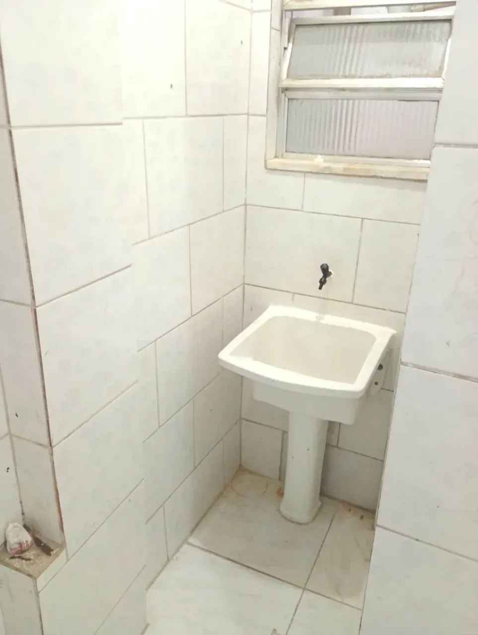Rental house with 2 bedrooms and an electric shower — photo 6