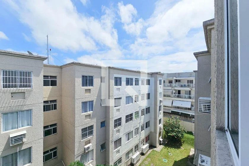 2-bedroom apartment in a building with a gym — photo 4