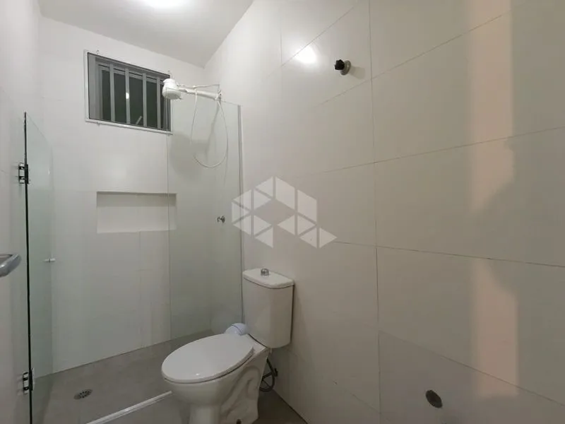 Furnished 1-bedroom house with open-plan kitchen — photo 12