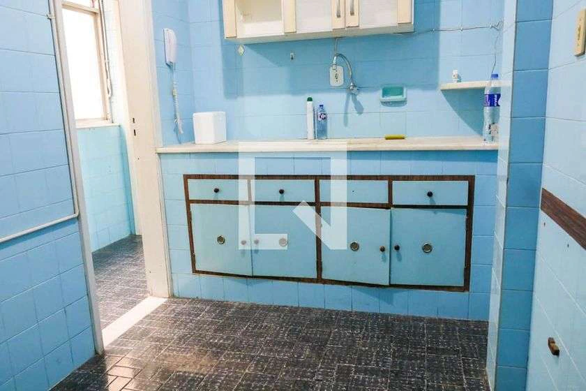 70 m² apartment with 2 bedrooms and a separate kitchen — photo 5