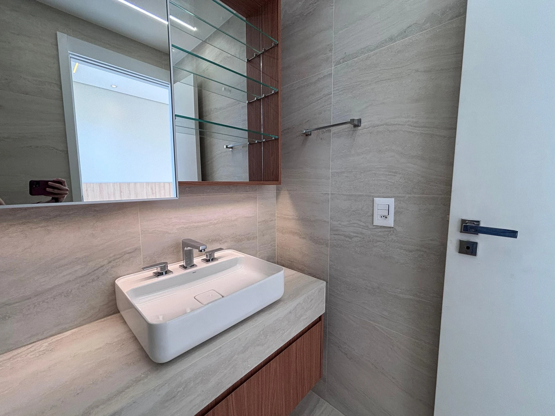 Apartamento com 4 suítes e varanda, 3 vagas — photo 53