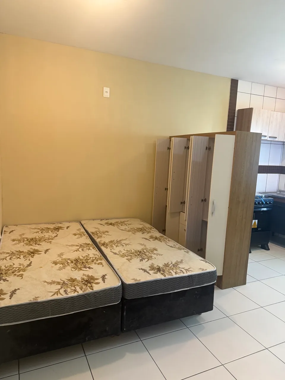 Studio with 1 bedroom and 1 bathroom plus 1 parking spot — photo 4
