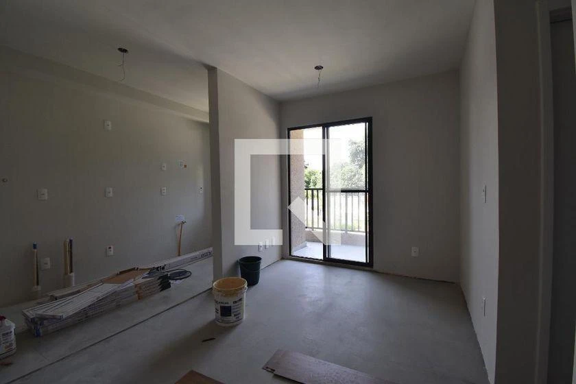 Balcony with a grill in a 2-bedroom apartment, 53 m² — photo 14