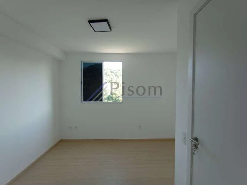3-bedroom apartment with a glass-enclosed balcony — photo 19