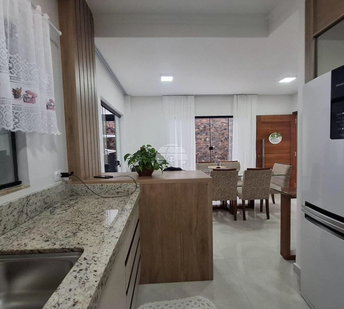 Furnished 3-bedroom house with terrace in a gated community — photo 3