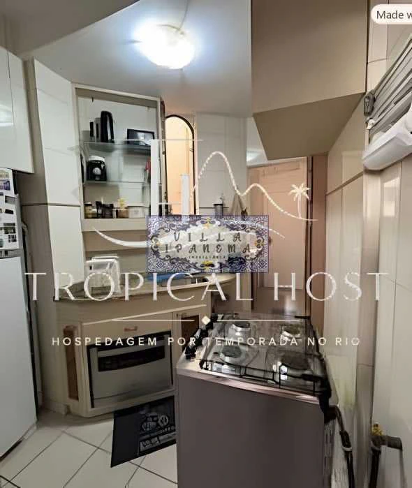 One-bedroom apartment with a washing machine — photo 4
