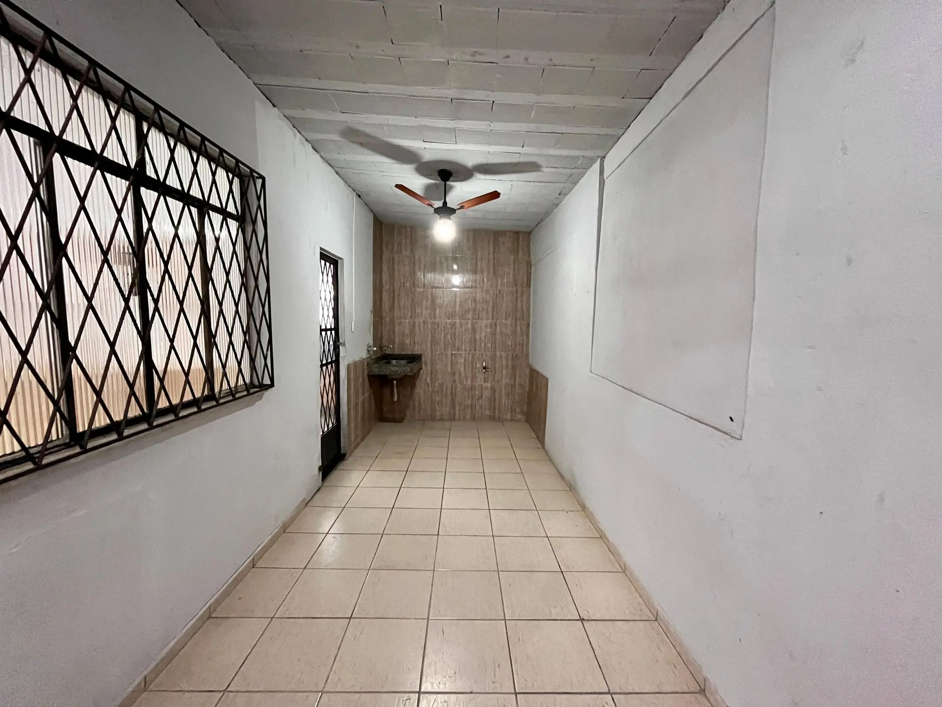 2-bedroom house with a garden in Rio de Janeiro — photo 33