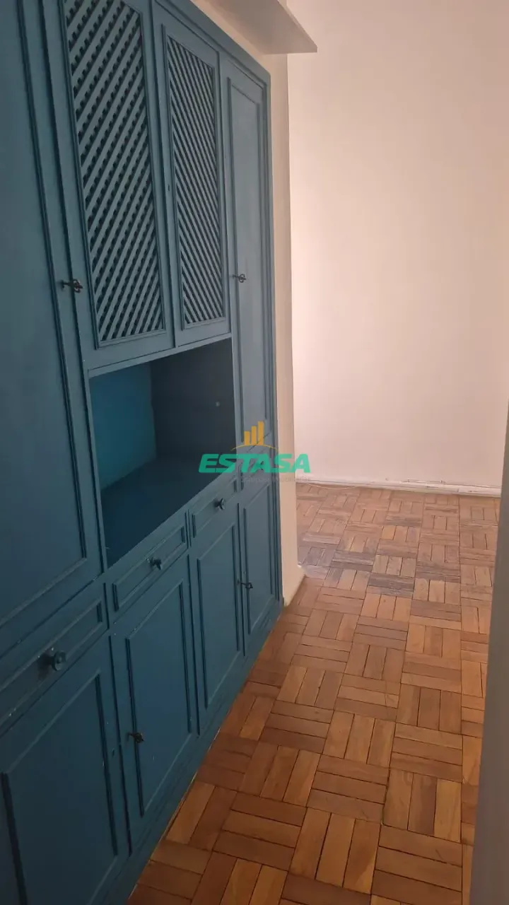 1-bedroom apartment with a separate closed kitchen — photo 18
