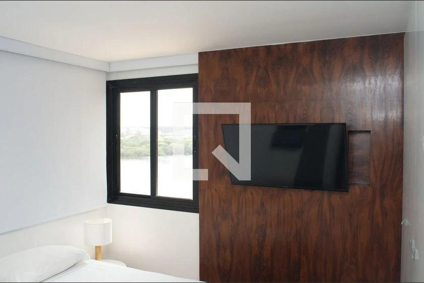 Furnished apartment, 105 m², with floor-to-ceiling windows — photo 39