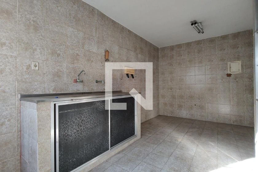 Casa de 4 quartos com jardim privativo e 257 m² — photo 4