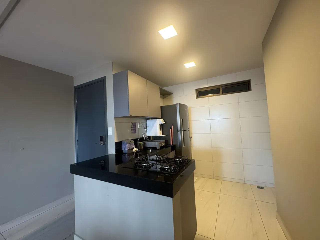 Furnished apartment with en-suite bedroom and open kitchen — photo 8
