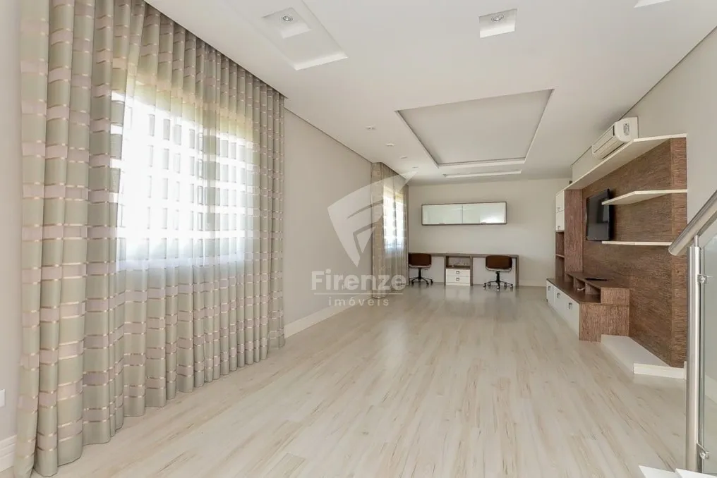 Furnished 352 m² apartment with 3 en-suite bedrooms — photo 44