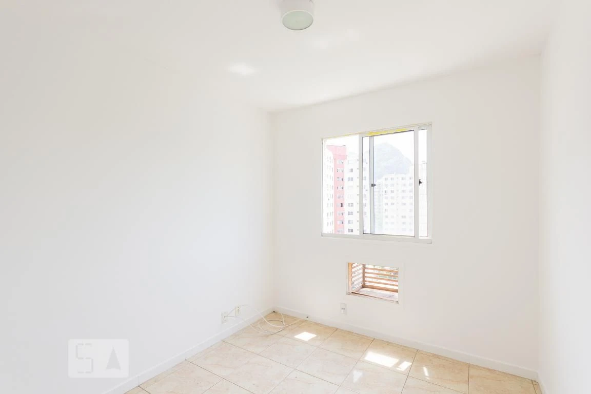 2-bedroom apartment in a building with a pool — photo 27