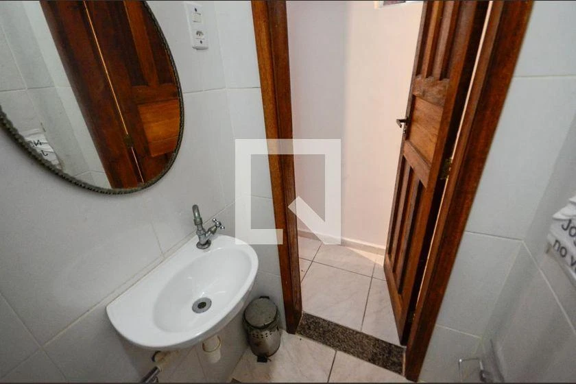 Меблированный дом с частным садом и 7 спальнями — photo 44