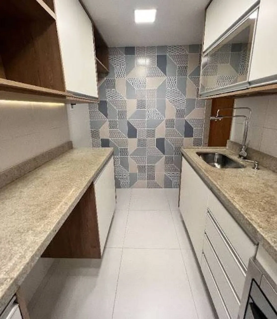 1-bedroom rental apartment with 1 parking space — photo 8