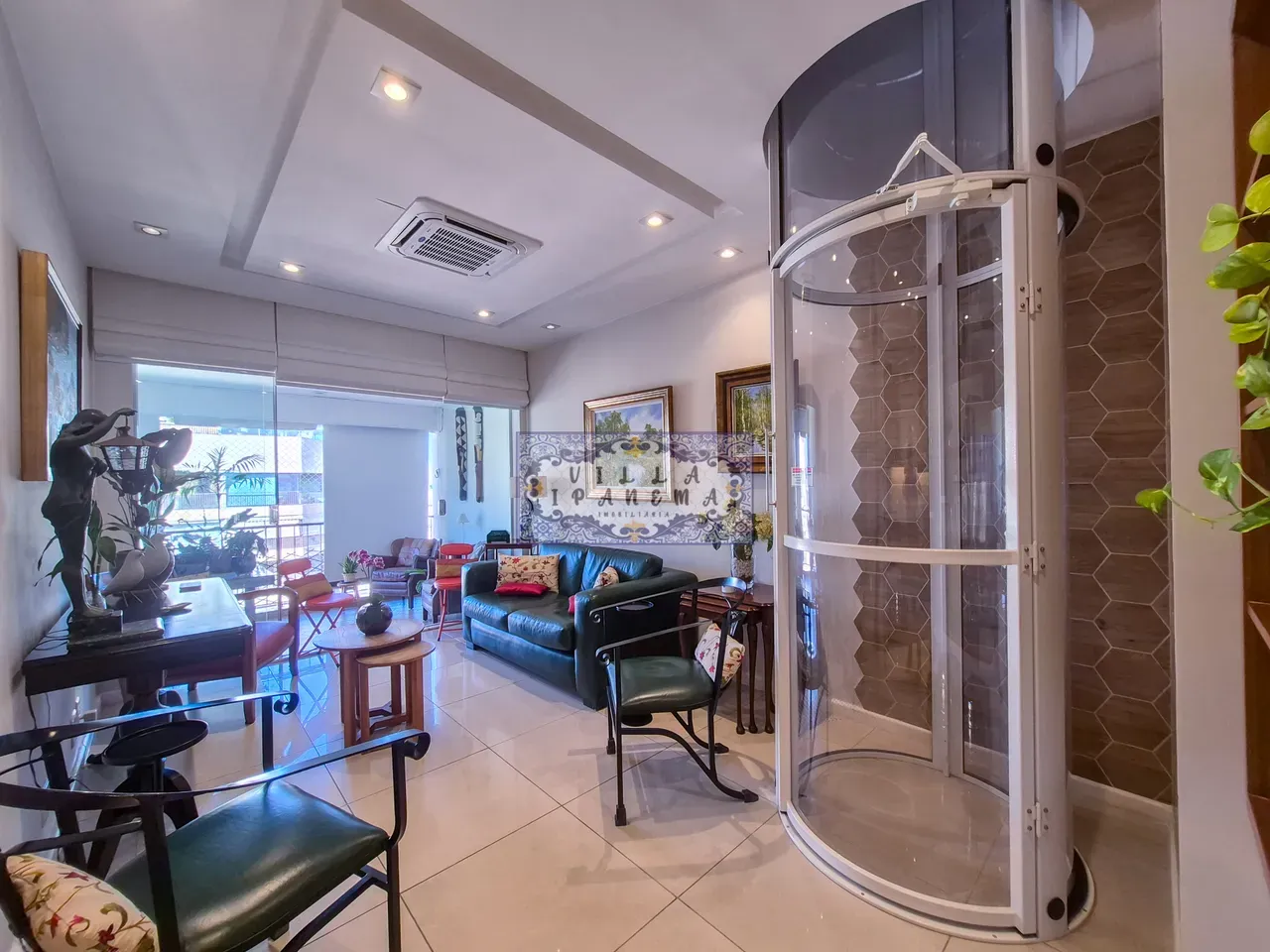 Furnished 286 m² penthouse with 4 bedrooms and 4 baths — photo 32