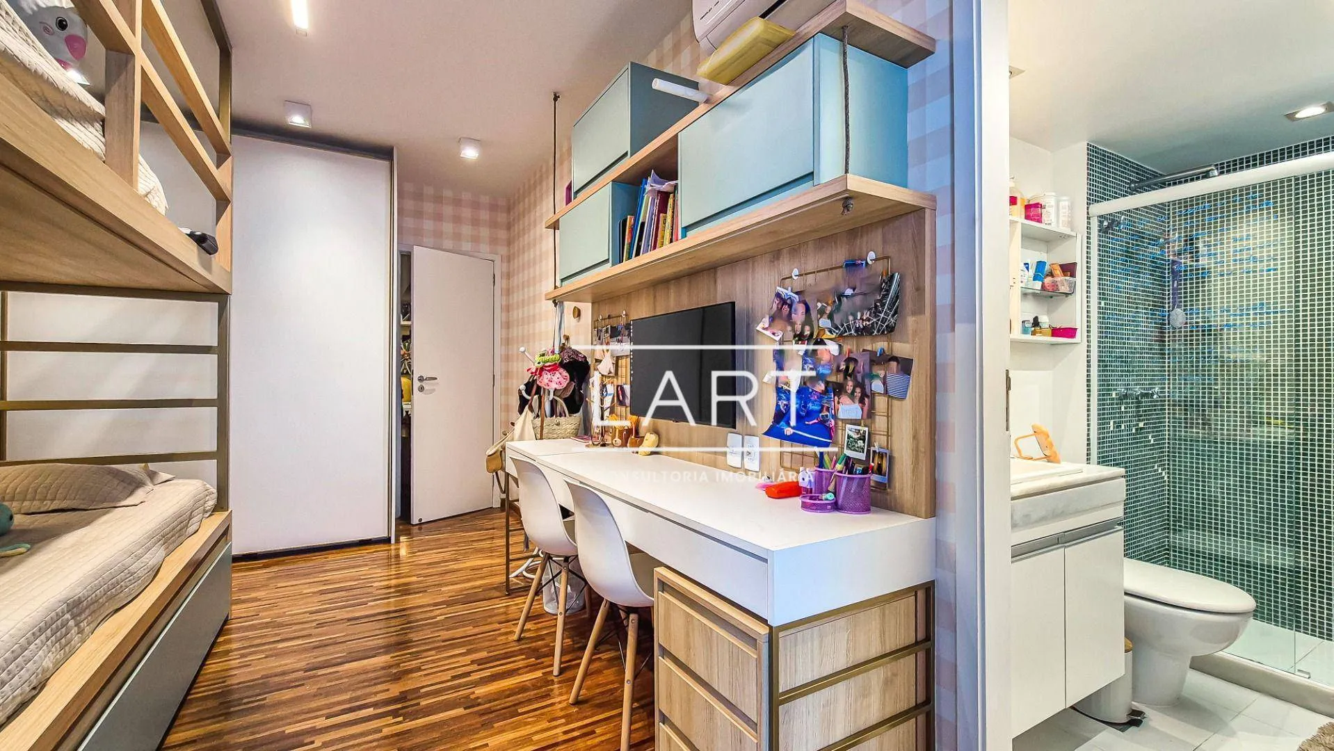 3-bedroom apartment with 240 m² and 3 parking spaces — photo 23