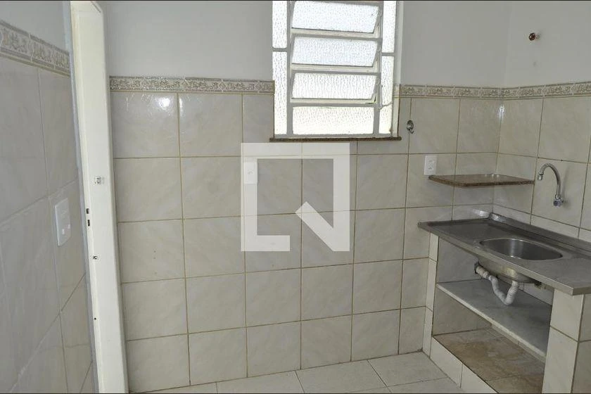 House, 85 m², with wood or laminate floors — photo 11