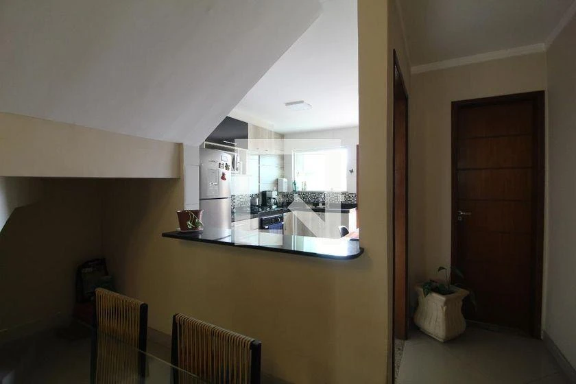200 m² apartment with 3 en-suite bedrooms and balcony — photo 24