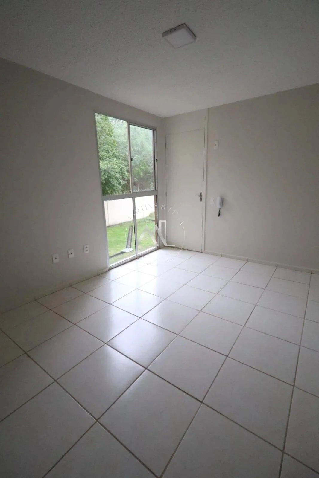 2-bedroom apartment with a closed kitchen — photo 4