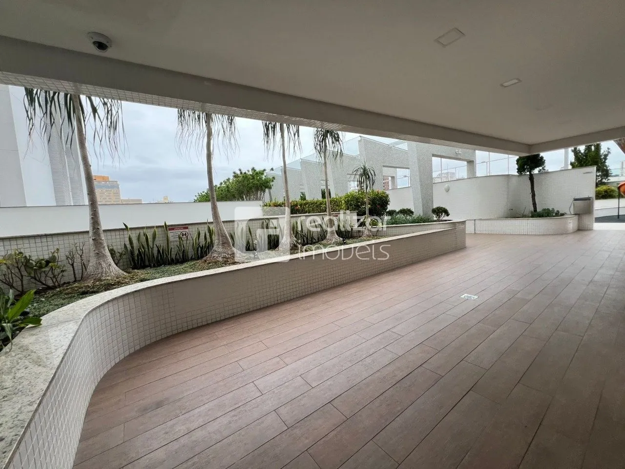 Apartamento amueblado de 3 dormitorios con balcón — photo 4