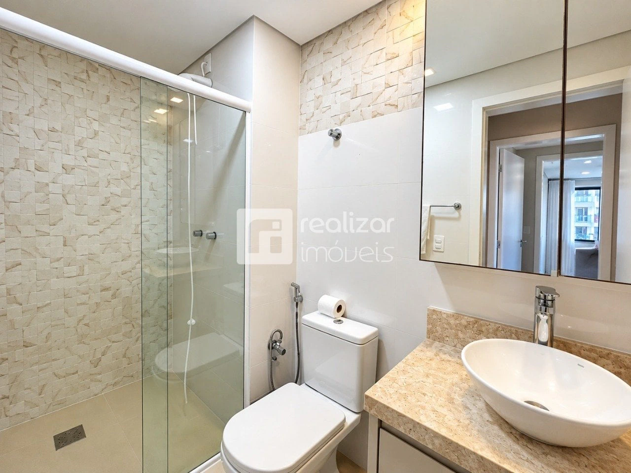 Furnished apartment, 100 m², with a washing machine — photo 9