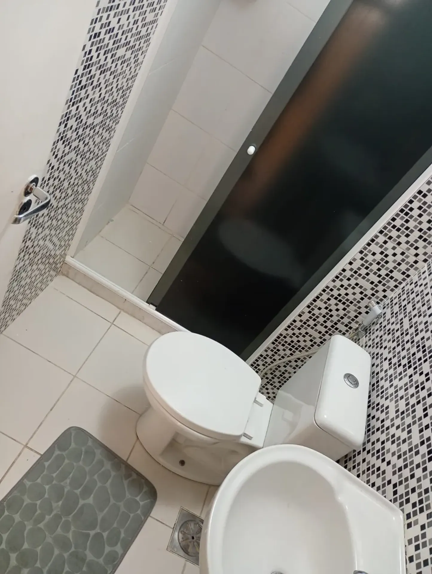 Будинок 50 м² із заскленим балконом та робочим місцем — photo 18