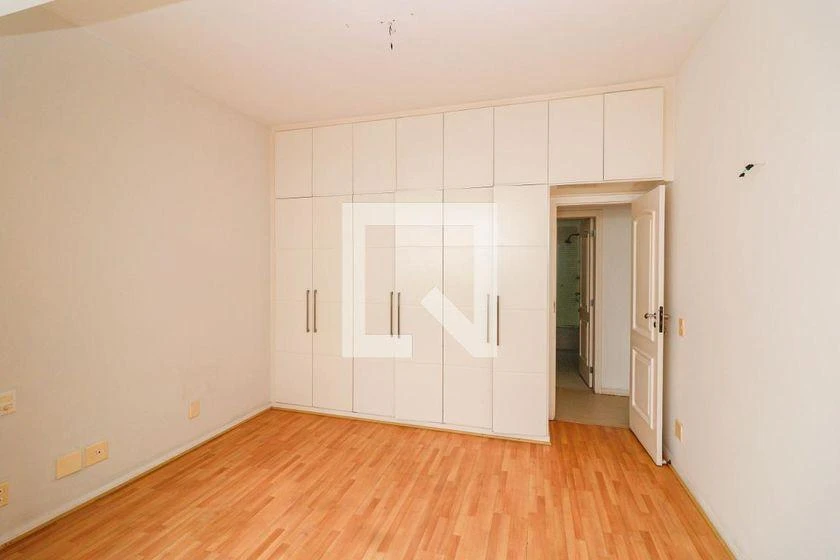 626 m² penthouse with 4 bedrooms and 3 parking spaces — photo 34