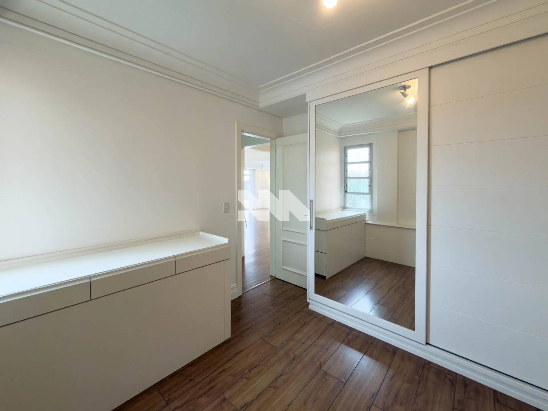 Apartment on the 6th floor with a home office — photo 10