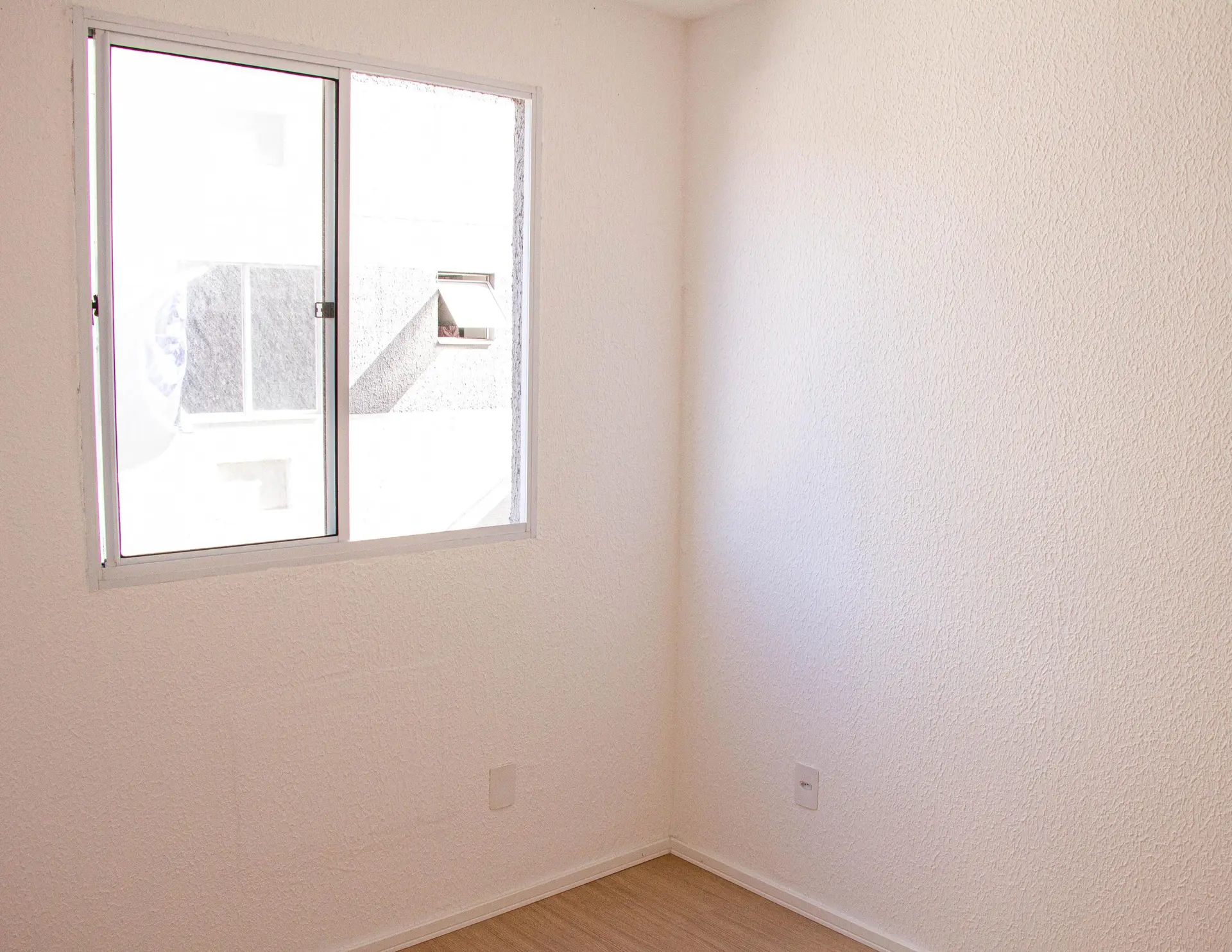 Apartment with 2 bedrooms and a compact kitchenette — photo 8