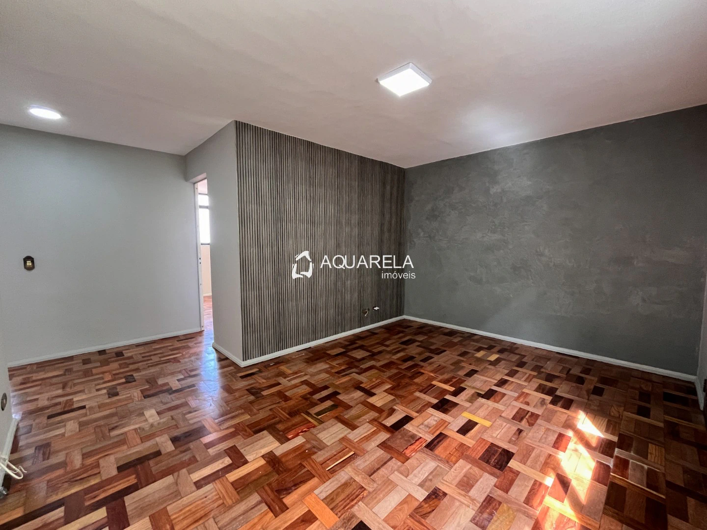 Apartment, 70 m², with wood or laminate floors