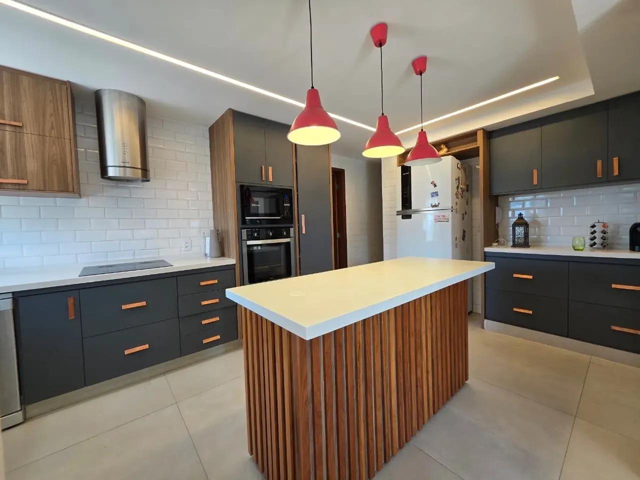 Water view in a 4-bedroom apartment, 265 m²