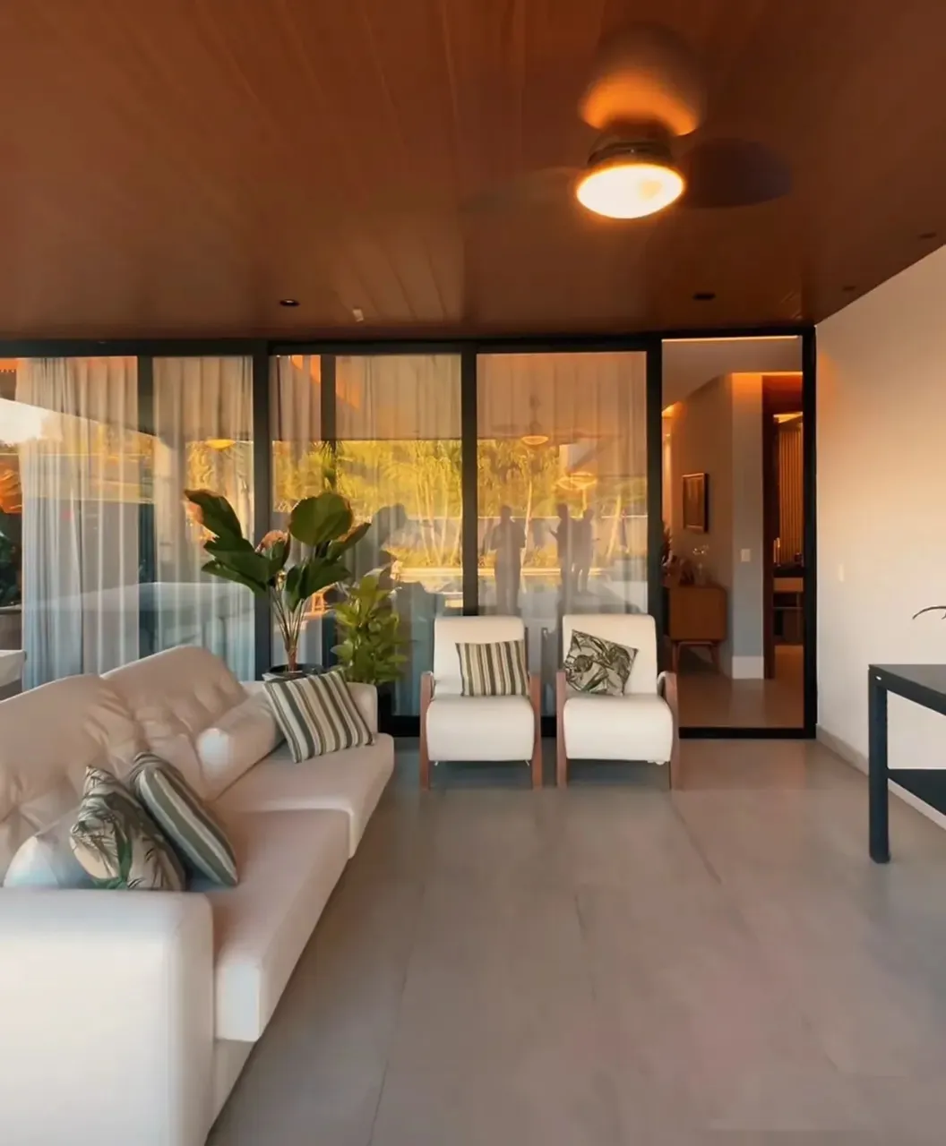 Unfurnished house with 5 bedrooms, 5 baths and 760 m² — photo 2