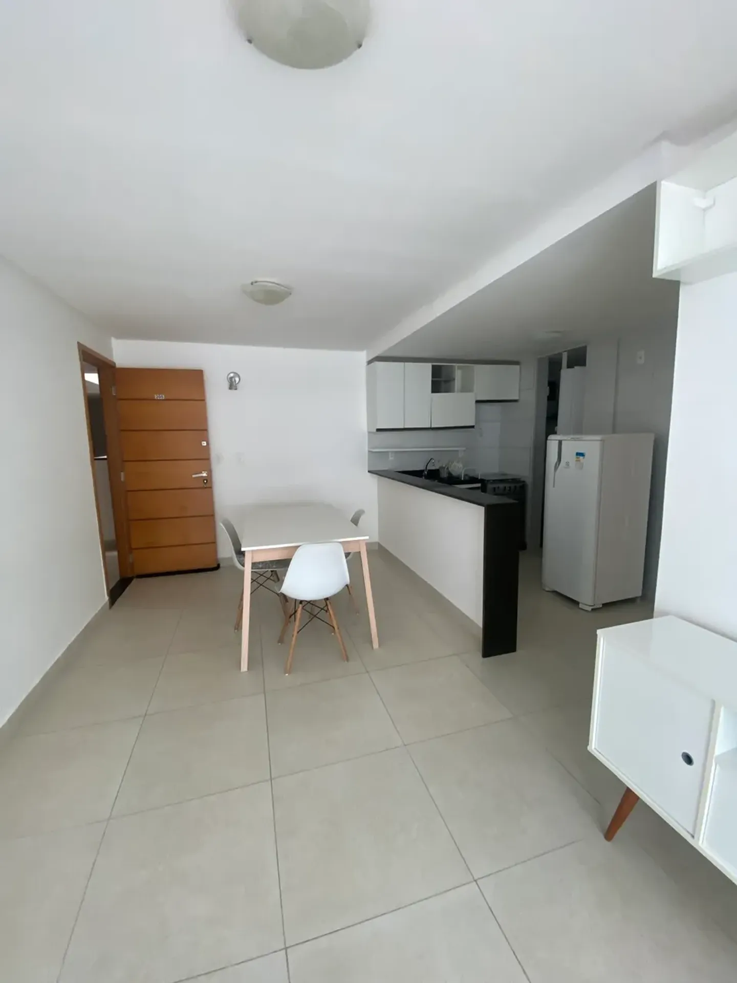 2-bedroom apartment with a washing machine — photo 2