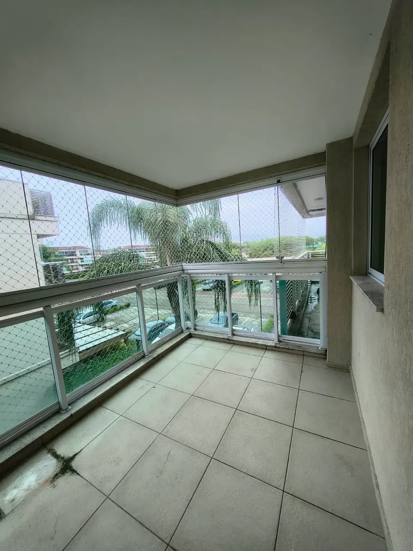 Apartamento de 3 quartos em condomínio com piscina aquecida — photo 9