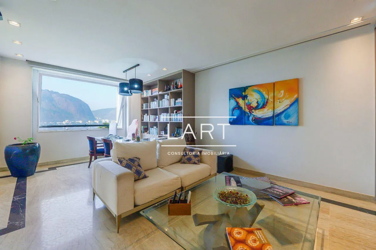 4-bedroom apartment with 453 m² and shared elevator — photo 3