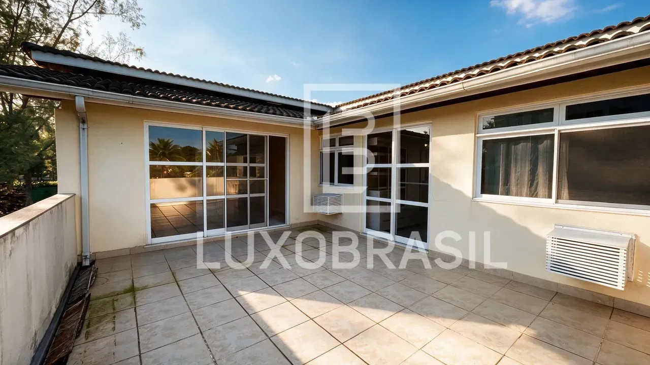House with 5 bedrooms and balcony with built-in grill — photo 7