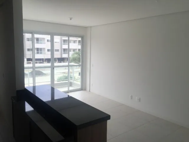 Balcony with a grill in a 2-bedroom apartment, 75 m² — photo 14