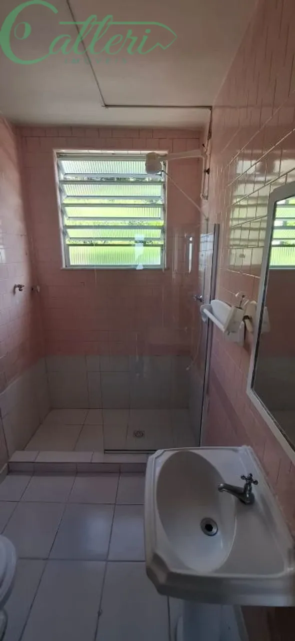 Unfurnished 3-bedroom apartment with separate kitchen — photo 16