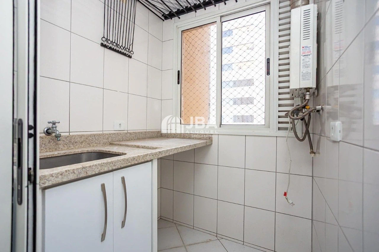 Home office in a 3-bedroom apartment, 97 m² — photo 6