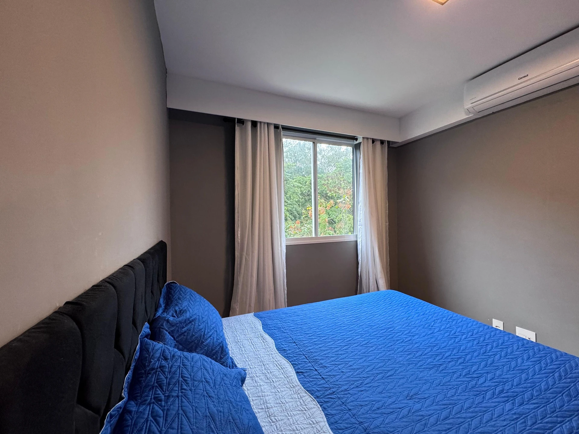 Furnished apartment with 2 bedrooms and a balcony — photo 27