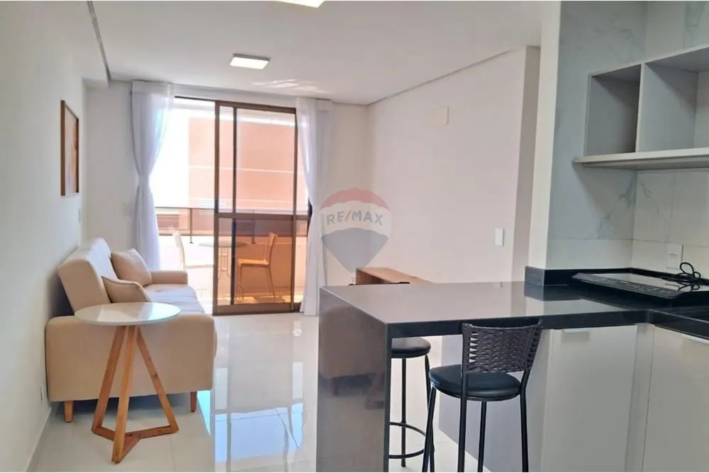 2-bedroom apartment in a building with a coworking space